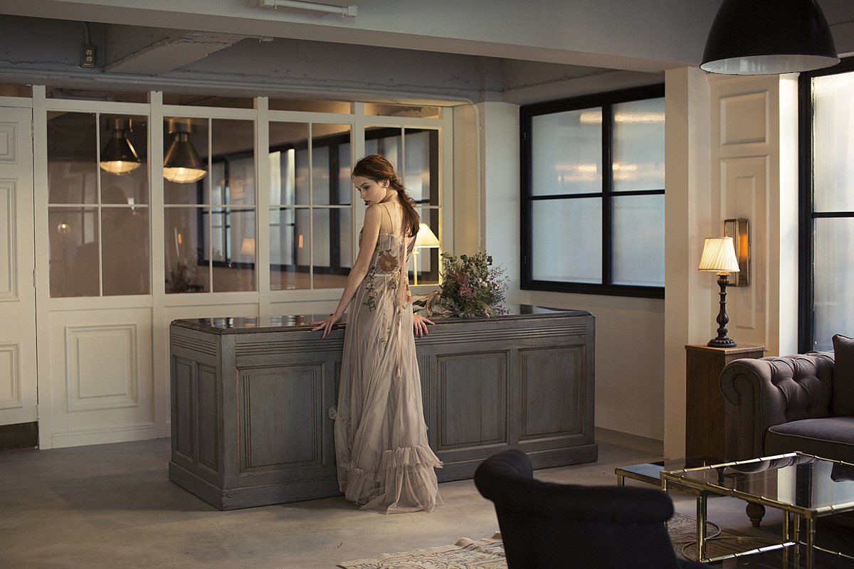 Ny Style の結婚式の作り方 結婚式のテーマをドレスに取り入れる方法とコーディネート例を解説 Ny Styleな会場も 結婚 式場 ウェディングドレスや費用など結婚式の情報がいっぱい トキハナmagazine